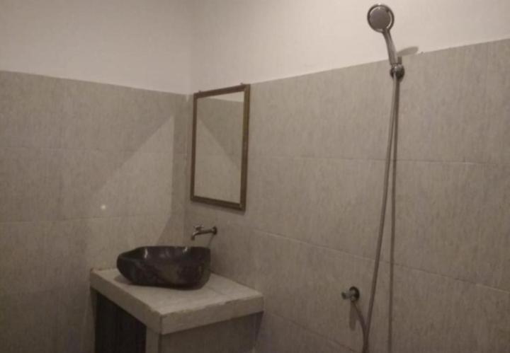 Almaida II Gili Trawangan Bed & Breakfast エクステリア 写真