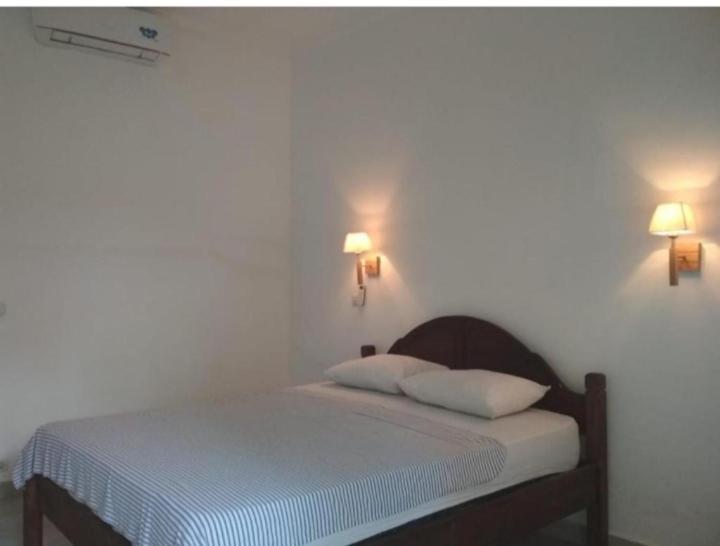 Almaida II Gili Trawangan Bed & Breakfast エクステリア 写真